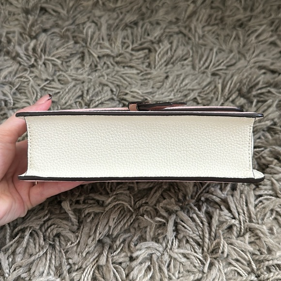 Kate Spade Crossbody - Picture 2 of 11